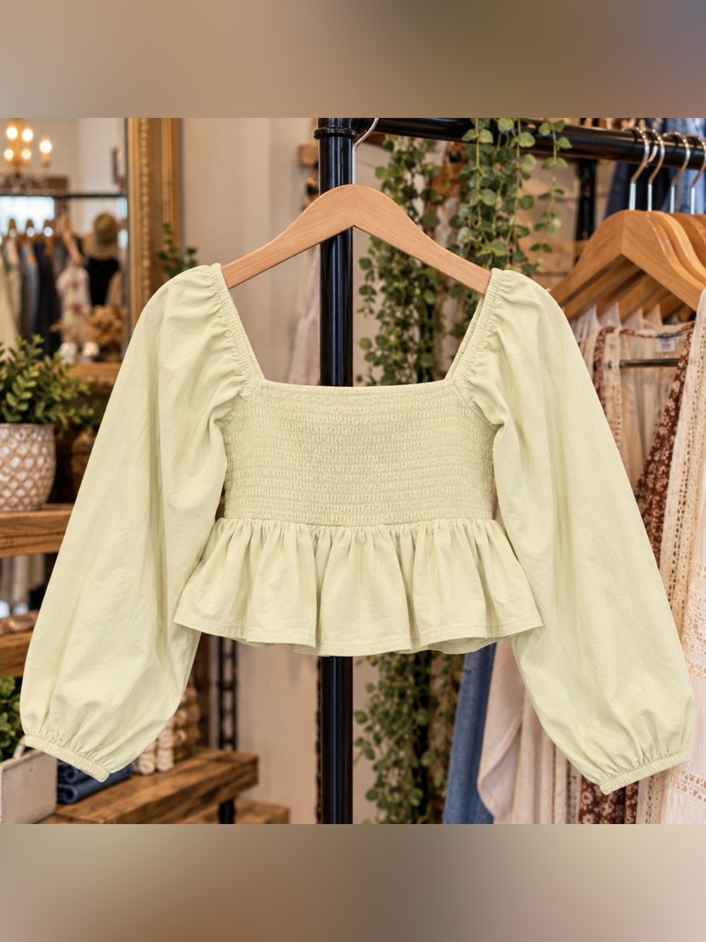 L.A. Heart New w Tags Women's Square Neck Smocked Green Long Sleeve Small